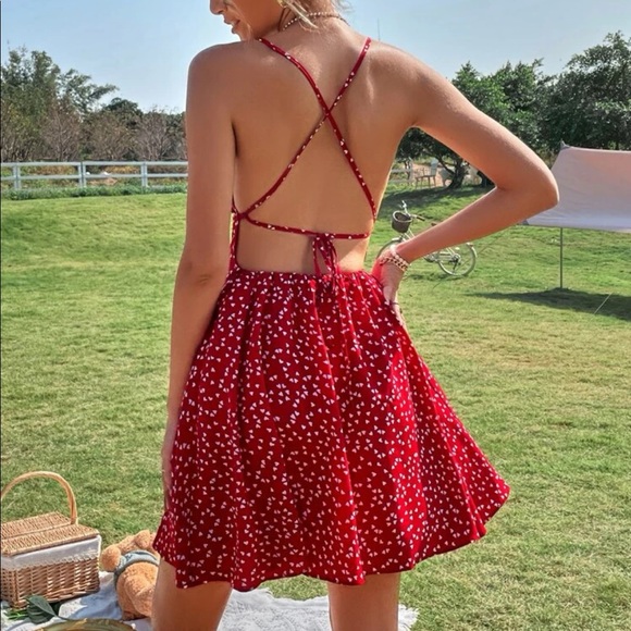 Red hearts confetti print crisscross open back mini dress - Picture 2 of 6